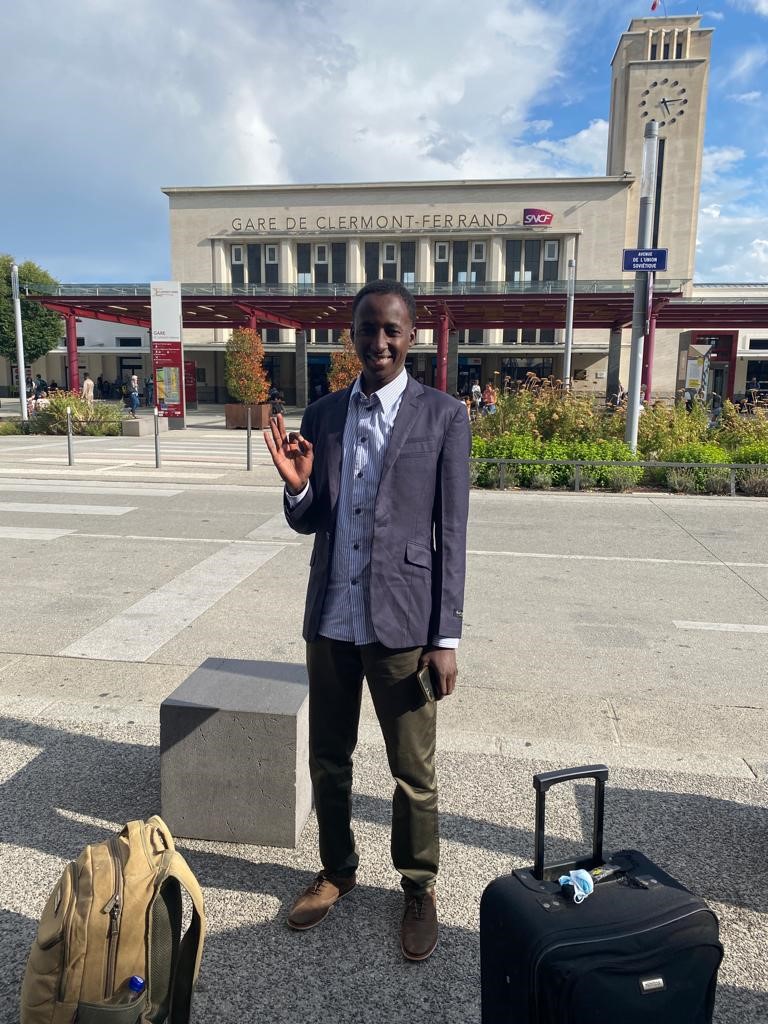 Forum réfugiés facilite la mobilité internationale de 5 étudiants réfugiés vers la France, grâce à un couloir universitaire. 